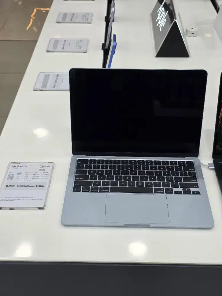 Macbook Air M3 Apple