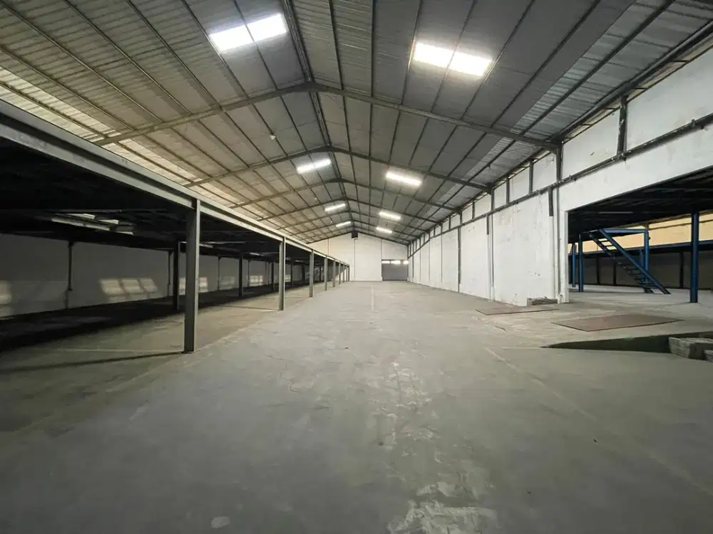 Gudang Bagus Siap Pakai Komplek Pergudangan Manukan Wetan 60