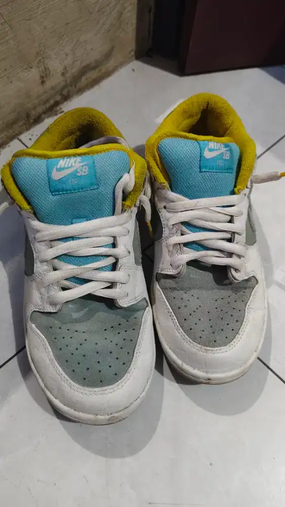SEPATU NIKE SB DUNK LOW FTC