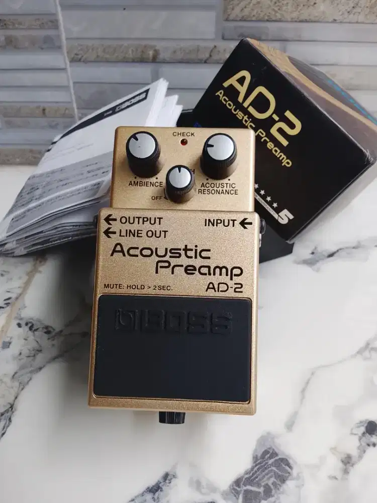 Jual preamp guitar akustik Boss