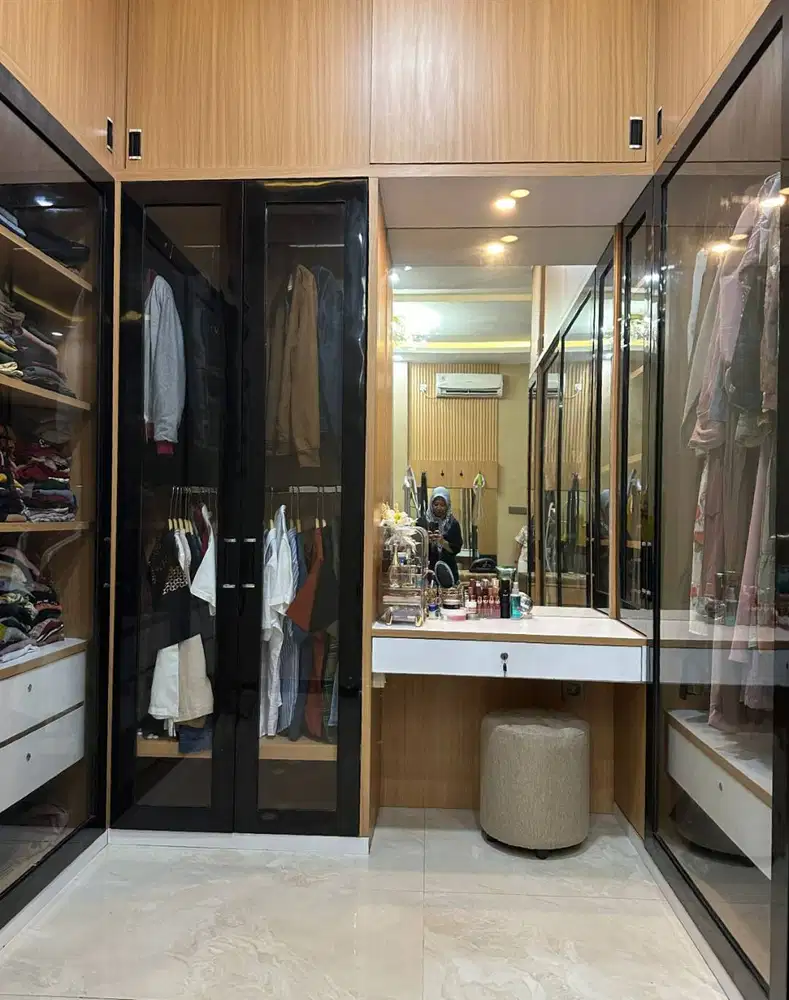 Walkin Closet Custom Sidoarjo Surabaya