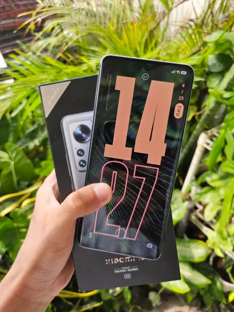 Xiaomi Mi12 5G ram 8/256gb Lengkap Fullset