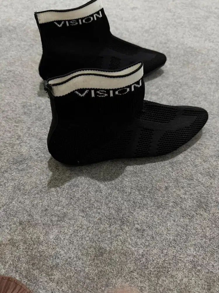 Sepatu bot wanita ukuran 37