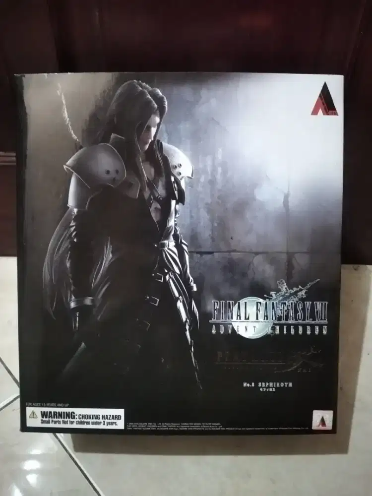 Action figure final fantasy VII