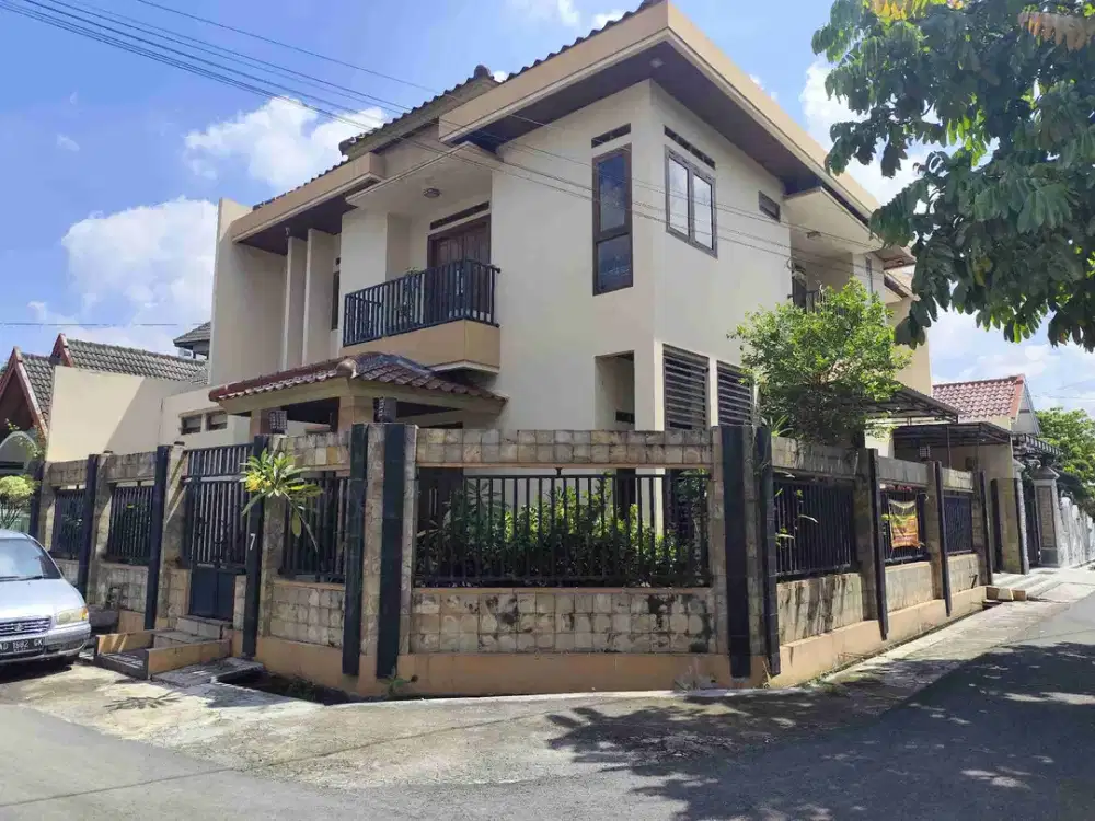 rumah 2 muka sumber banjarsari solo