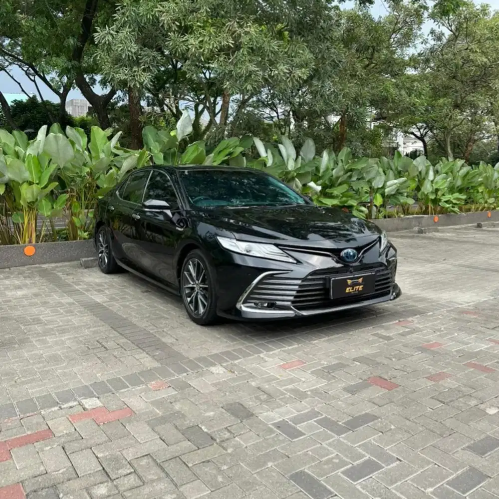 Toyota Camry 2.5L Hybrid 2023