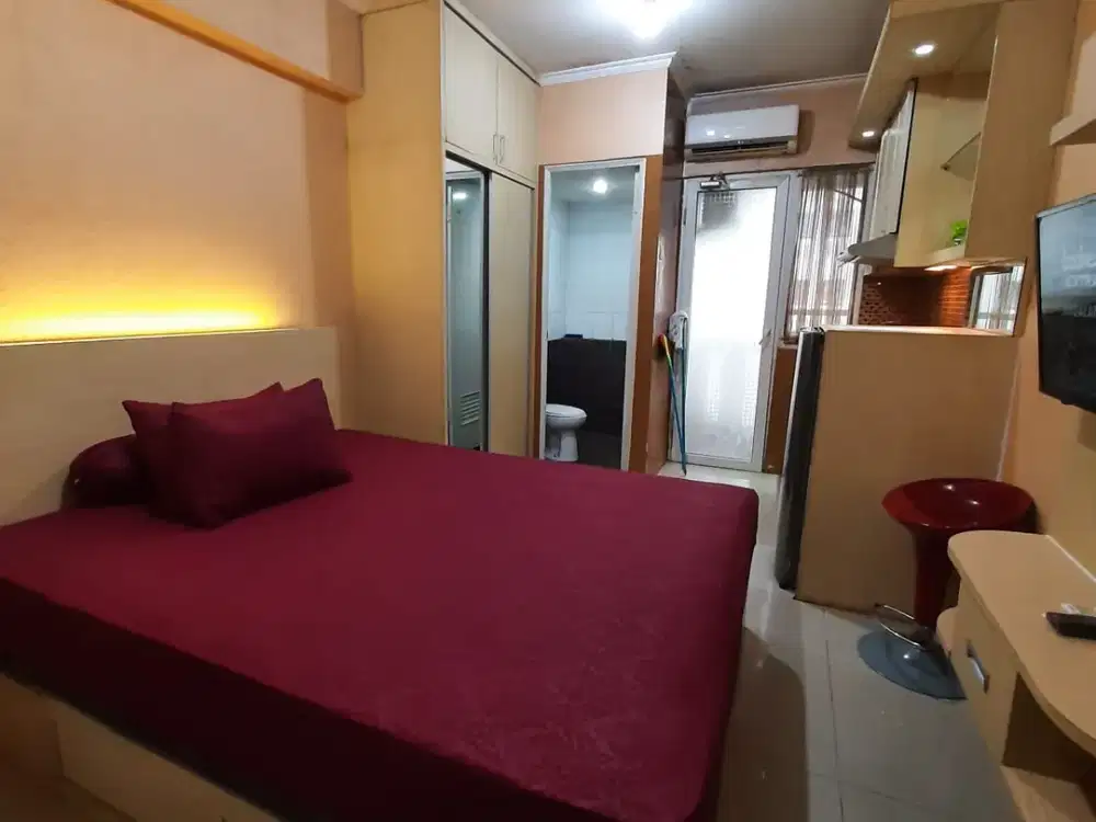 Sewa Apartemen Fully Furnished Di Cempaka Putih - Tinggal Masuk Lokasi Super  Mudah Untuk Ke Mana man