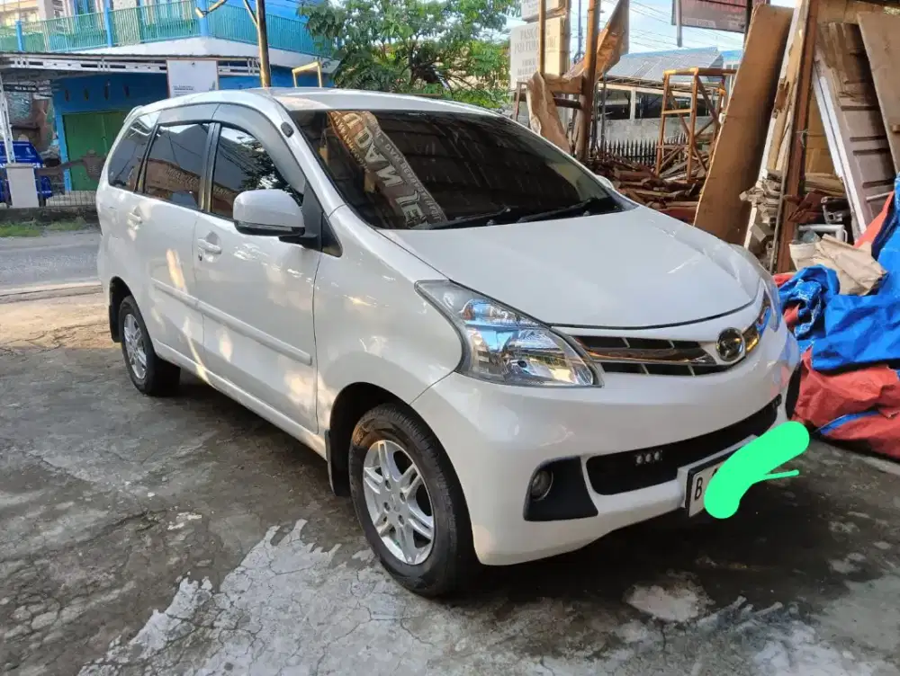 XENIA R DELUXE 1.3 AT 2013