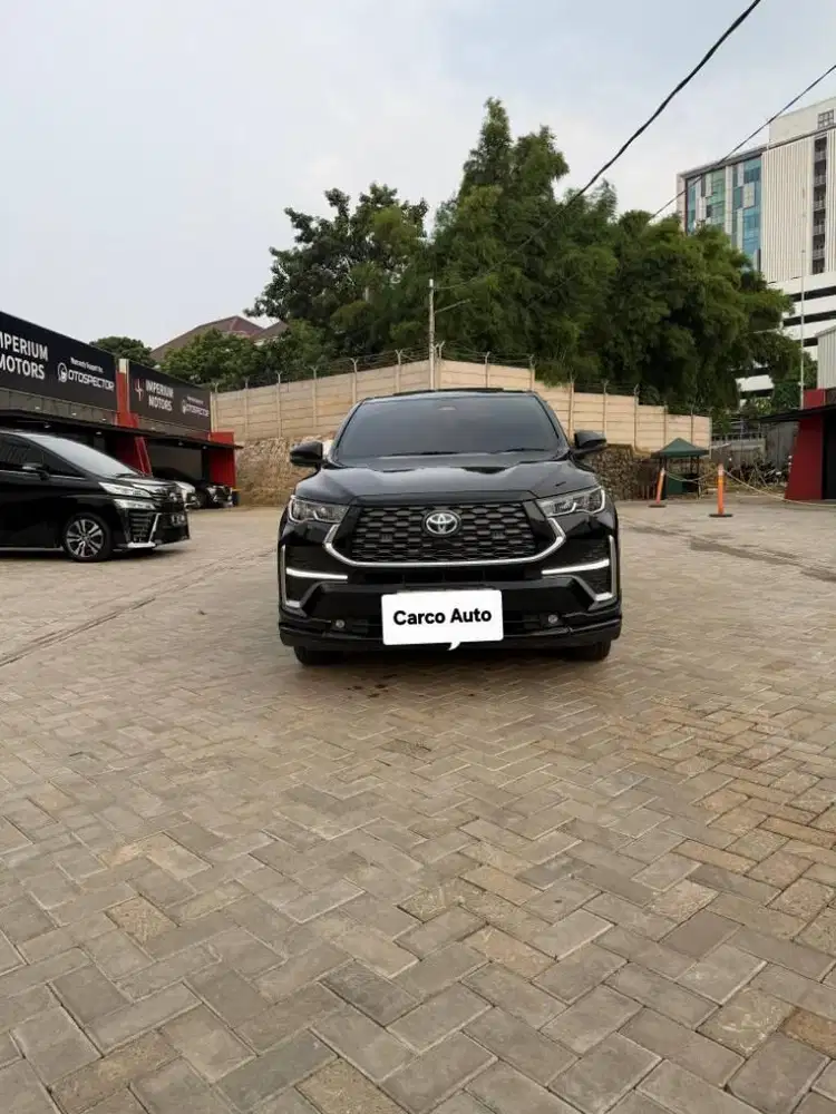 Toyota Innova Zenix 2.0L Q Modellista TSS Hitam Record