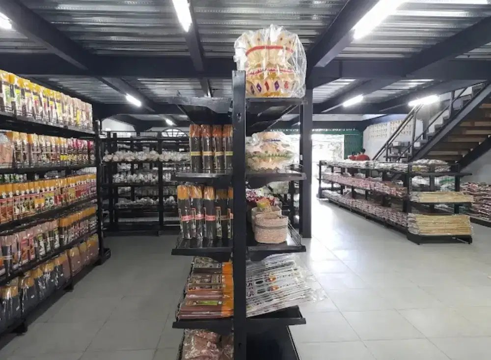 Di Cari Karyawati Toko asal Bali