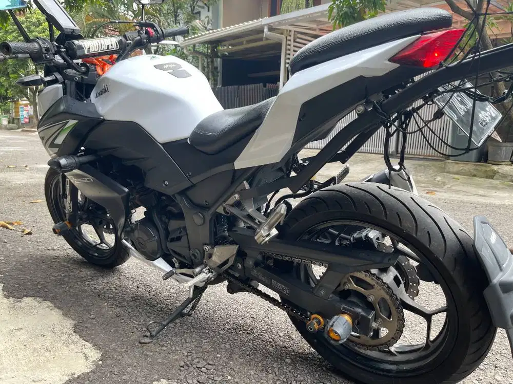 Kawasaki Z250 Fi - Super Low KM, Kondisi Istimewa!