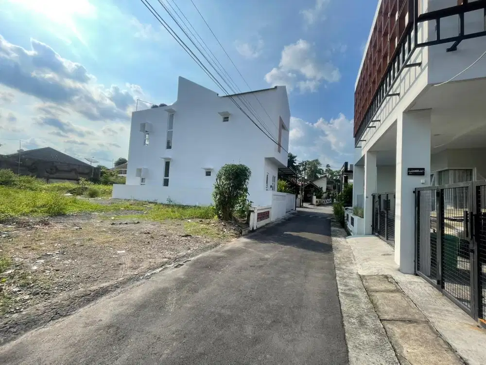 Dijual tanah dekat psar kolombo jl kaliurang km 7