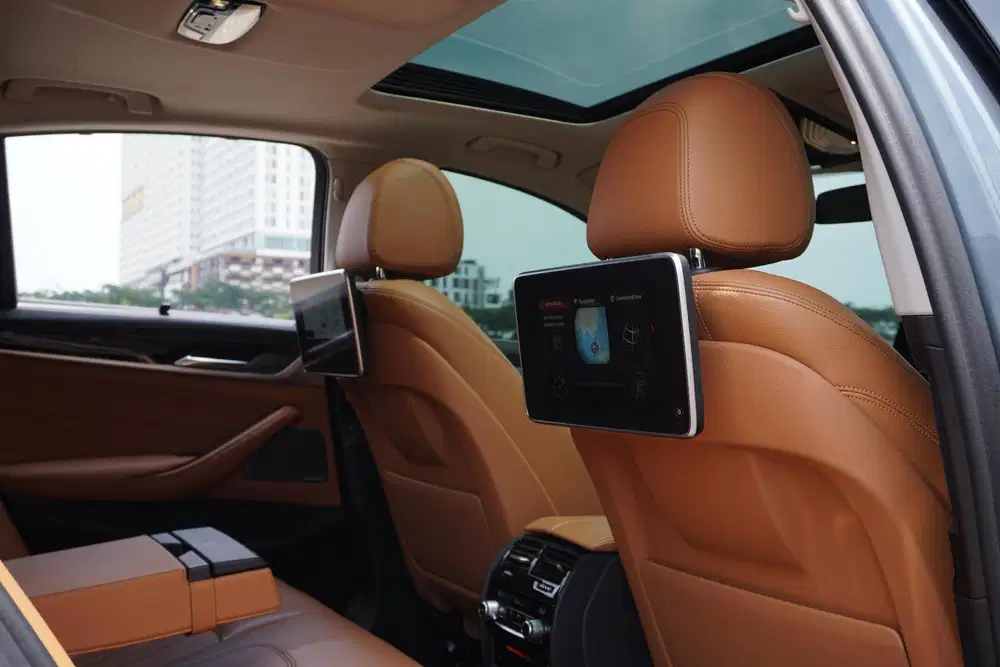 Siap Pakai ! BMW 530i G30
Luxury B48 2017 / 2018