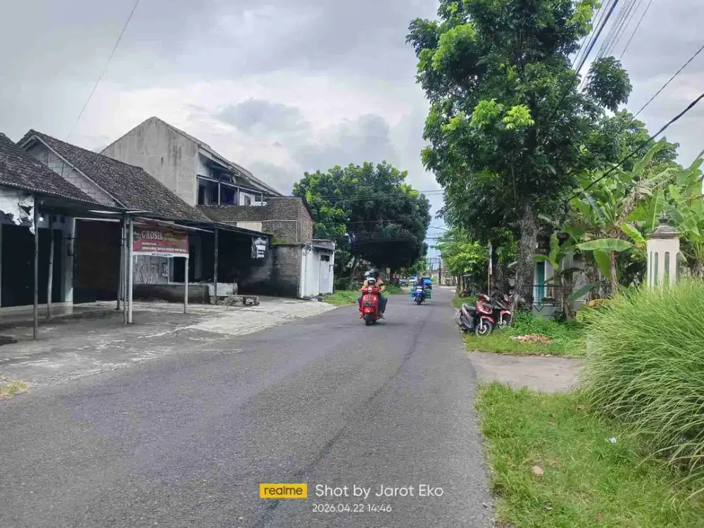 DIJUAL Pekarangan Seputaran  Pasar Sleman