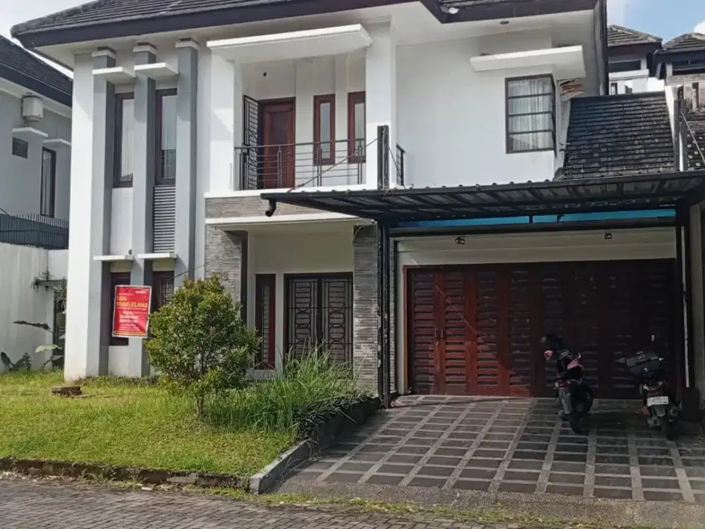 Rumah Lelang Sleman Dekat Sleman City Hall, Hunian Elegan Siap Huni