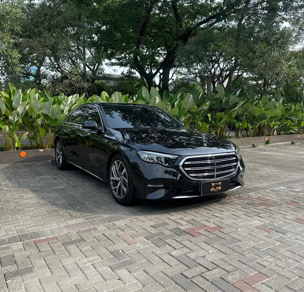 Merc Benz E200 Exclusive Line W214 2024