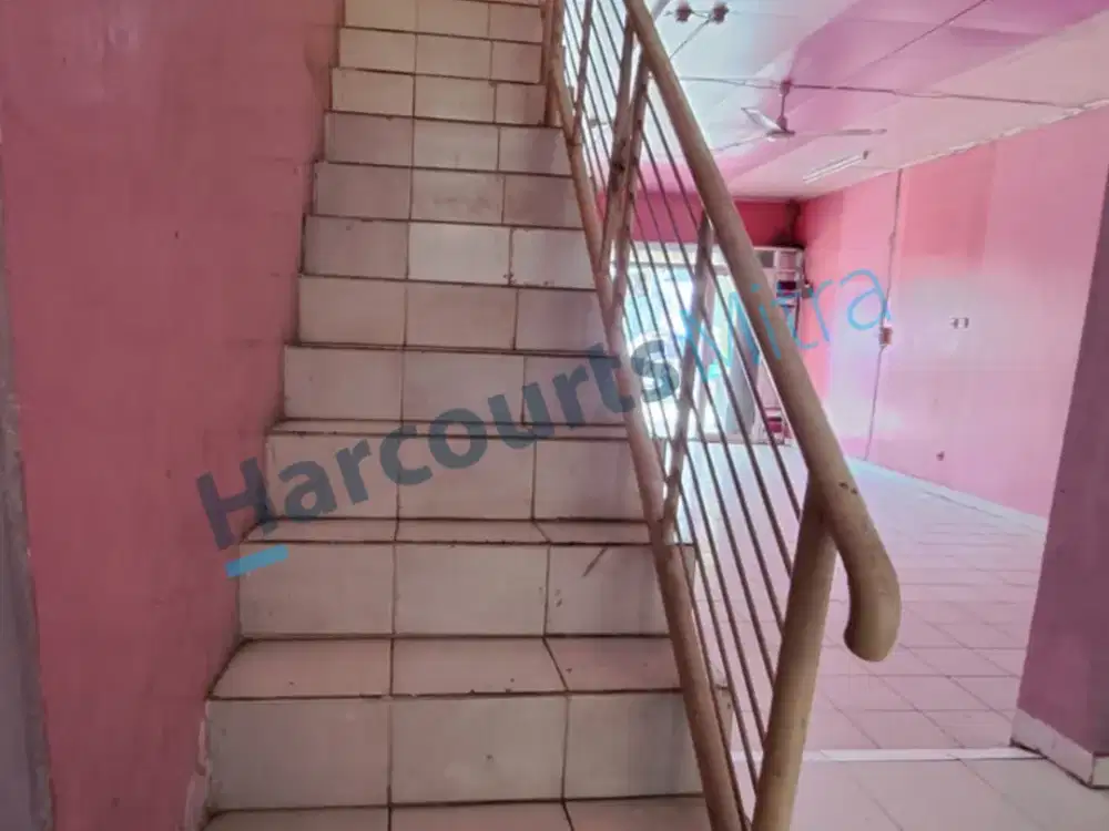 DIJUAL CEPAT,HARGA MURAH, RUKO 2 LANTAI COCOK UNTUK USAHA, LOKASI STRATEGIS, BEBAS BANJIR