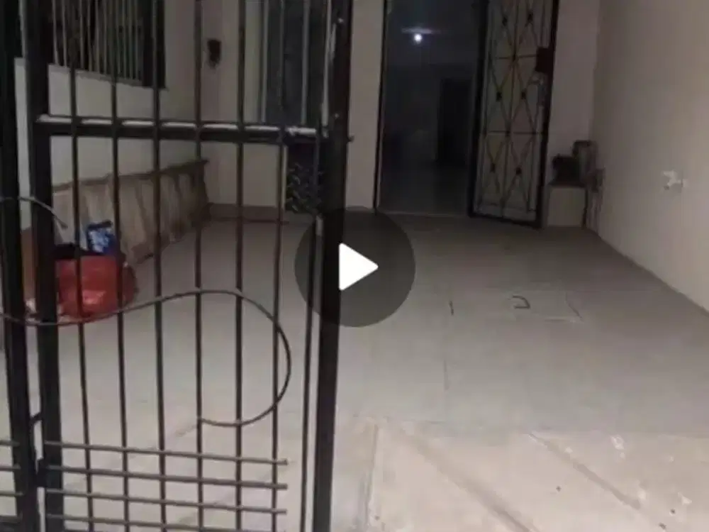 Di Sewakan Rumah 2 Lantai di Taman Palem Lestari