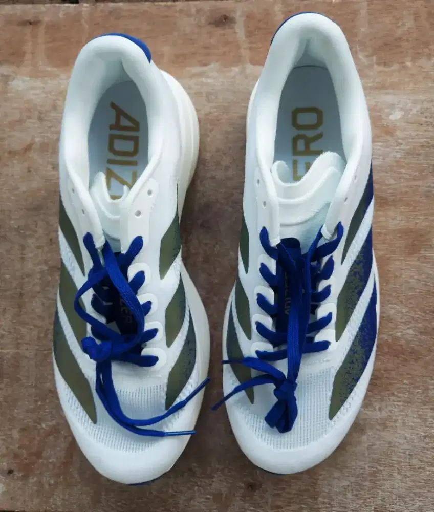 Adizero Evo SL terbaru (09/2025)