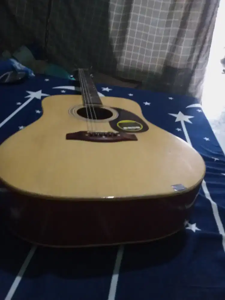 Gitar bekas sperti baru gitar cort