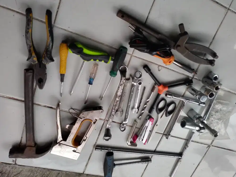 Dijual kunci-kunci masih pada bagus