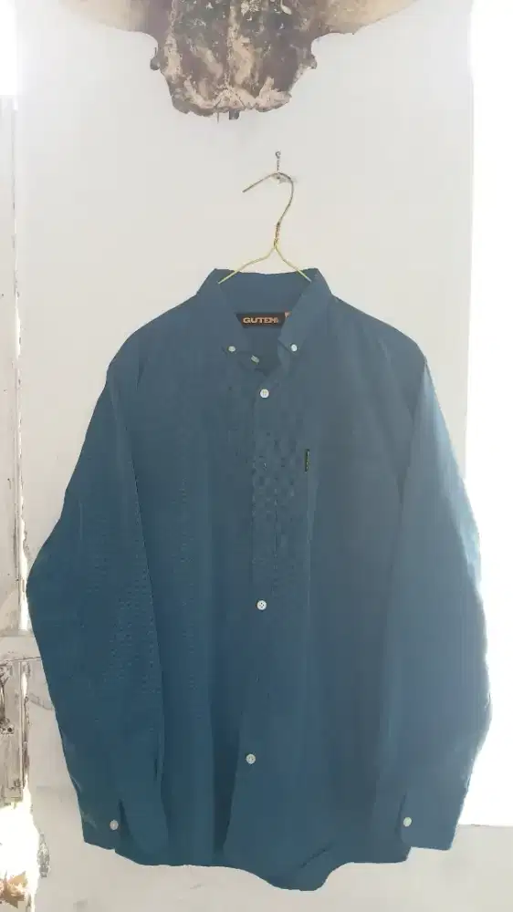 Kemeja Atasan Biru Guten