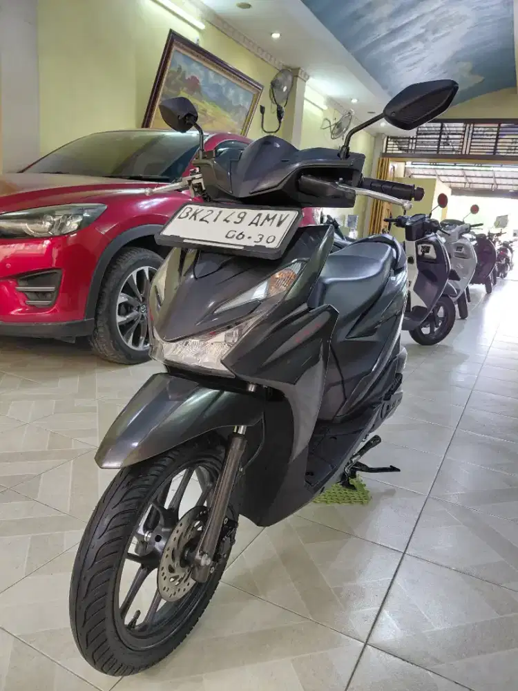 New Beat Deluxe ISS 2025 Buka Plat Spti Baru¤Odo 6.000 KM¤plaza motor