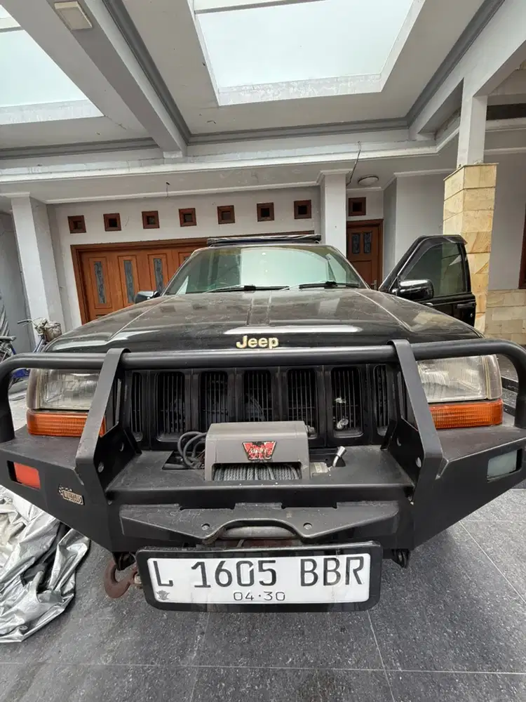 Jeep Cherokee 2001 Bensin