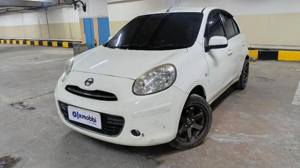 TDP 4,JT, Nissan March 1.2 L Bensin-MT Putih 2013