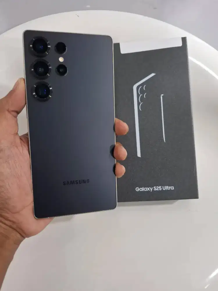 Samsung S25 Ultra 12/1TB sein titanium black