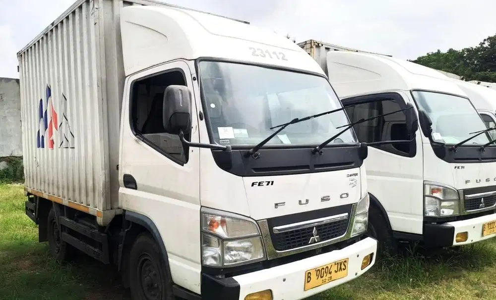 35rbMURAH CDE Mitsubishi Colt diesel canter engkel FE 71 box besi 2023