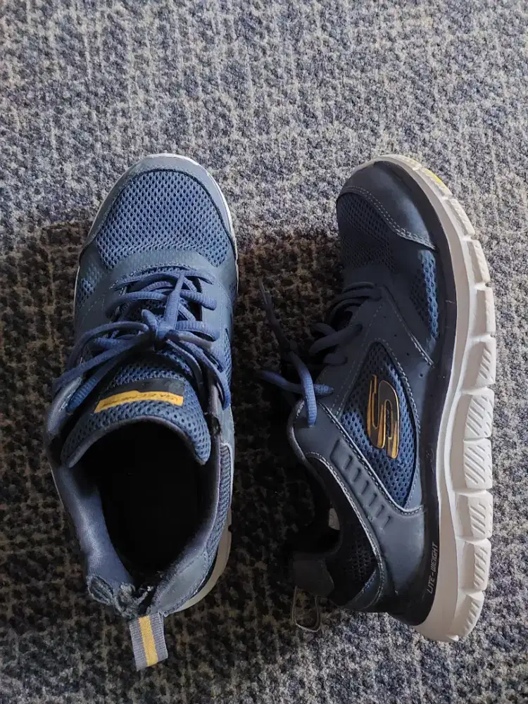 SEPATU NIKE,REEBOK,SKECHERS,LACOSTE