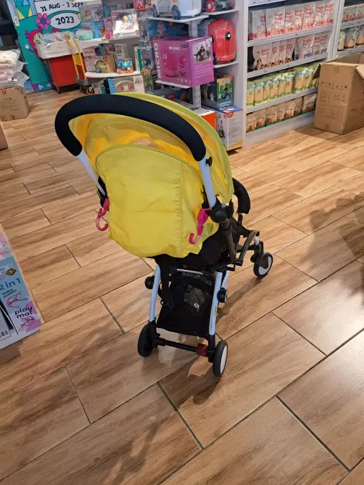 Langka ,stroller praktis ,terawat siap digunakan by einhill