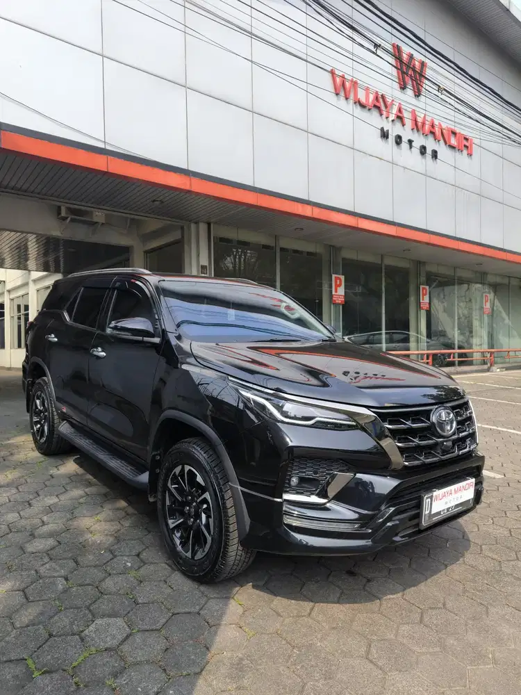 TOYOTA FORTUNER 2.8 GR SPORT 2022