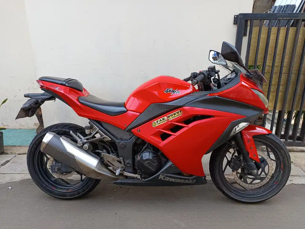 Kawasaki ninja 250 fi 2012 siap pakai