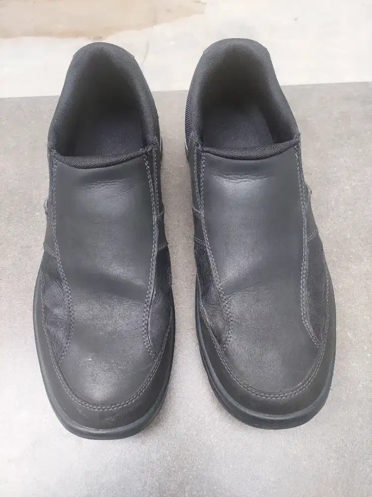 Sepatu Rockport size EUR 45