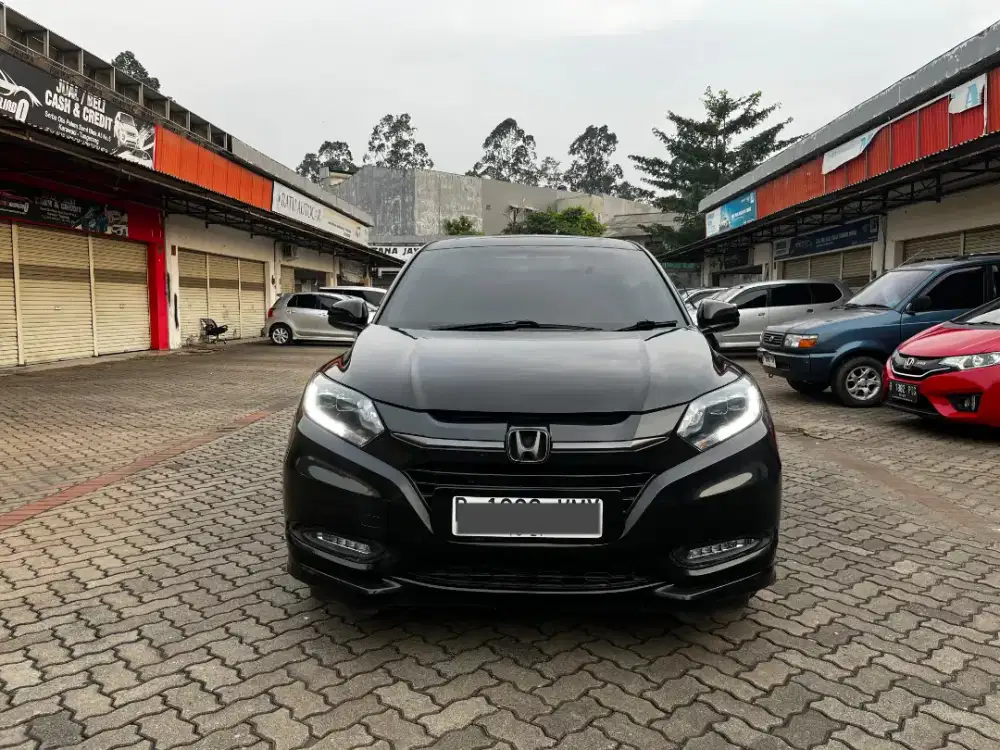 DP PROMO 5JT HRV RS 2016 SUNROOF CVT BLACK  !!