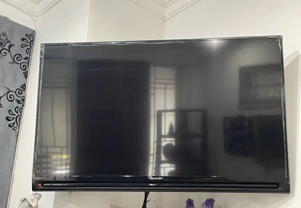 TV Sharp Aquos LED 40 Inch + Bracket Tembok Adjustable + Remote