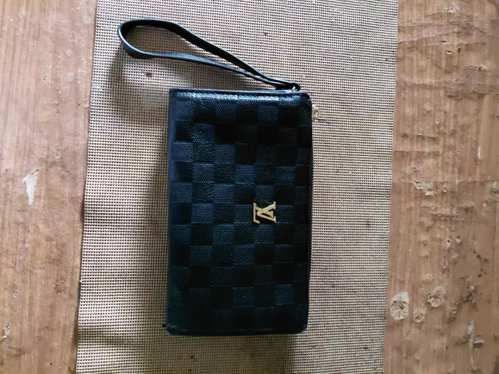 Dompet ELVI original.