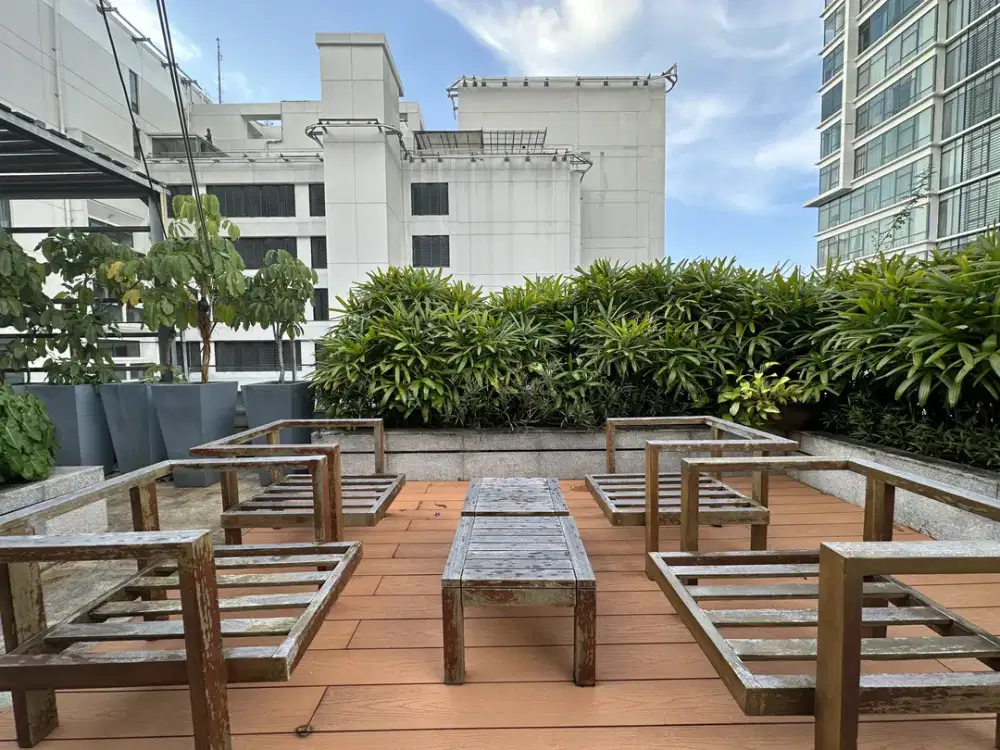 Apartment Verde For Sale with Private Garden