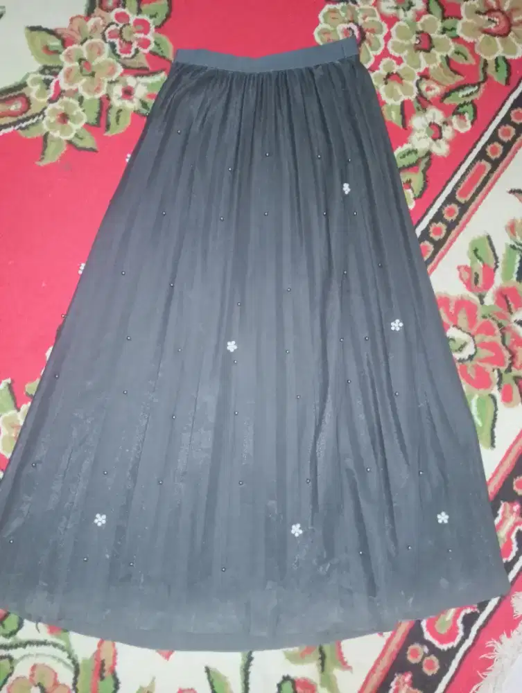 Rok Wanita Motif Cantik