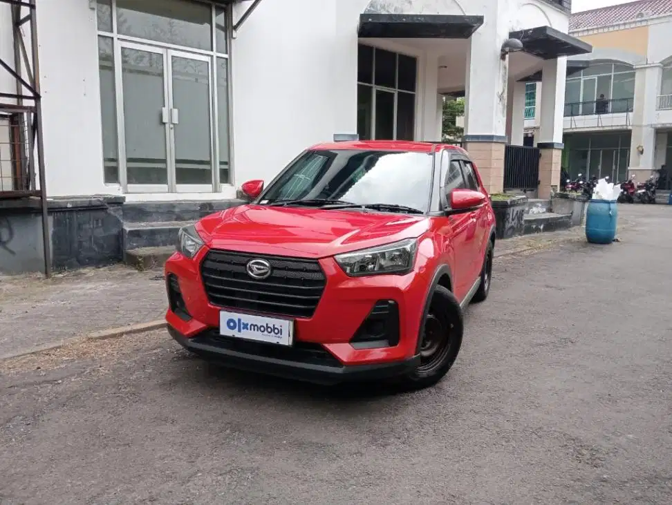 Like New - Daihatsu Rocky 1.2 M Bensin MT 2022 Merah