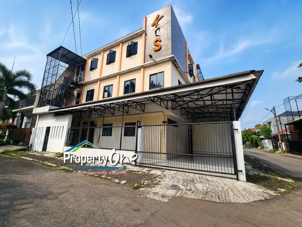 Jual Rumah Mewah Gandeng Hook 3,5 Lantai Siap Huni Di Melati Mas Dekat Akses KRL Rawa Buntu Dan Tol Serpong