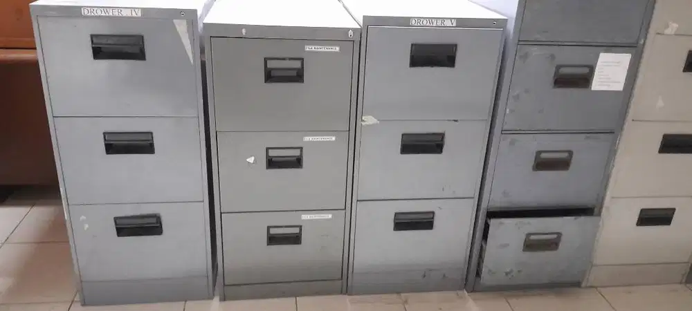 Filling cabinet / Cabinet File Besi
