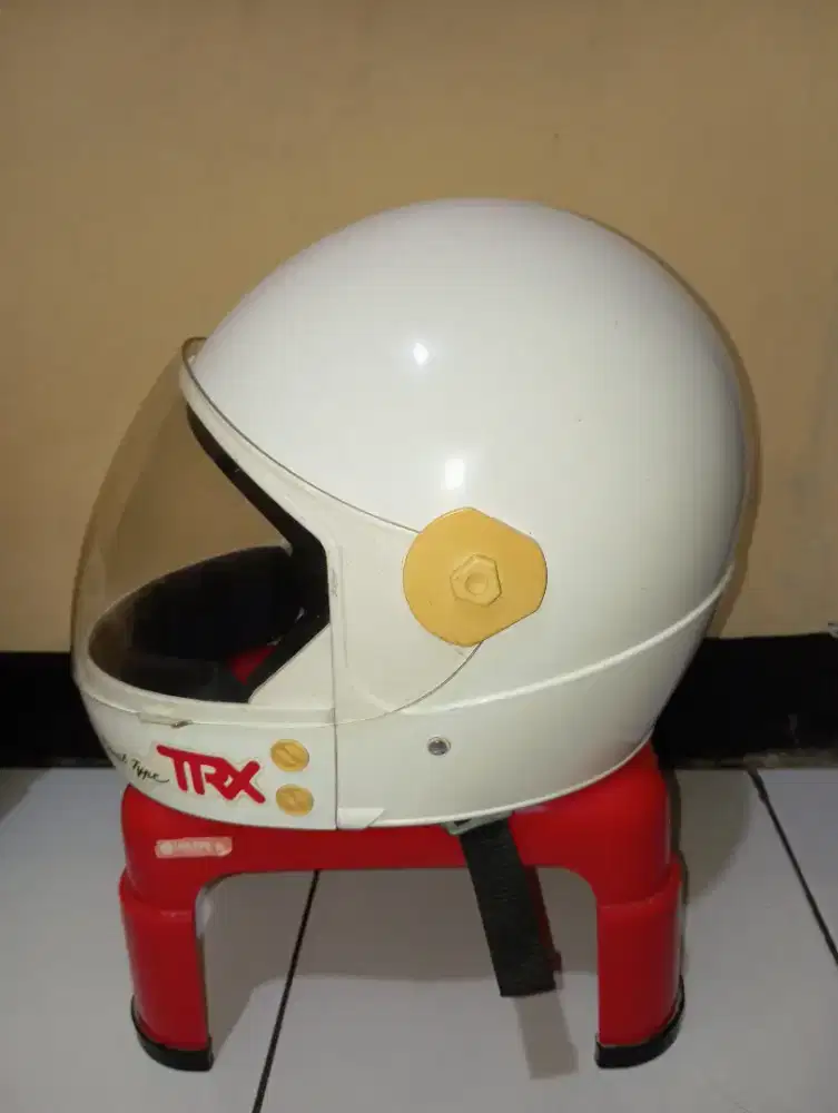 Helm trx jadul vintage