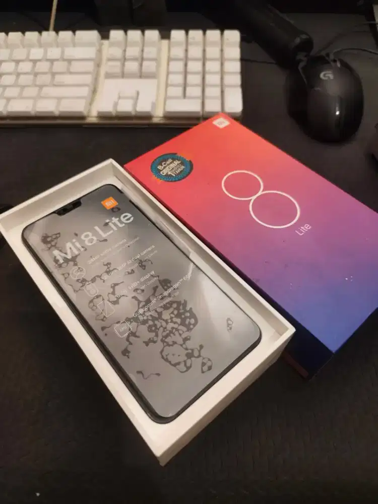 Xiaomi Mi8 Lite 100% ORI belum pernah service