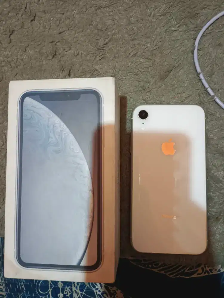 iphone xr 64gb white