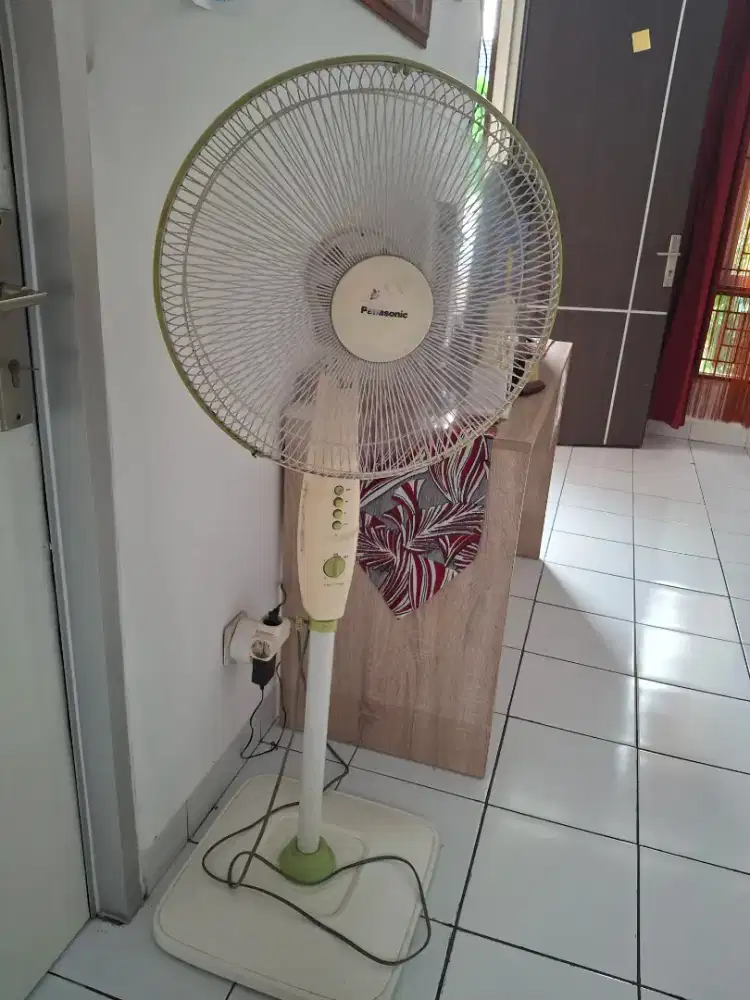 Kipas Angin Standing