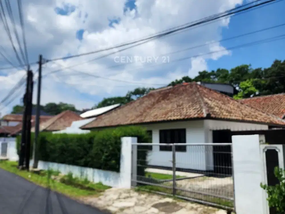 Rumah Classic Di Tengah Kota Sayap Pajajaran
