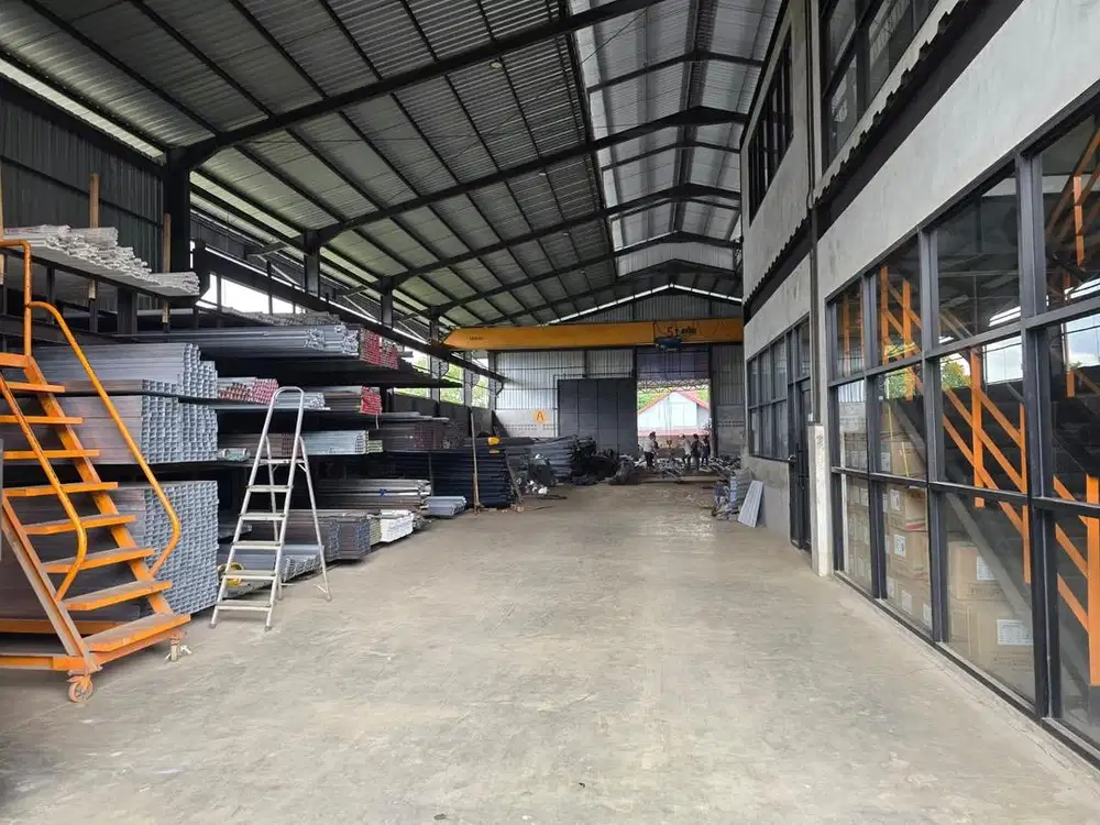 Di jual tanah + bangunan gudang dan kantor